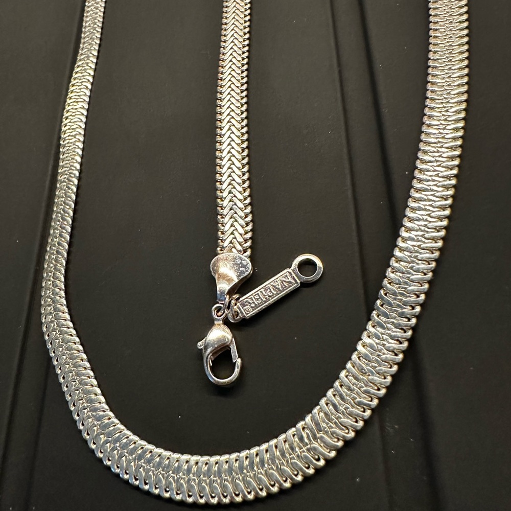 NAPIER VINTAGE SILVER NECKLACE W/ BRACELET